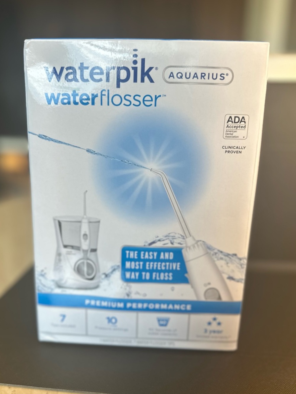 Waterpik Aquarius Water Flosser 10 Pressure Setting 7 Tips For Teeth WP-660C NEW
